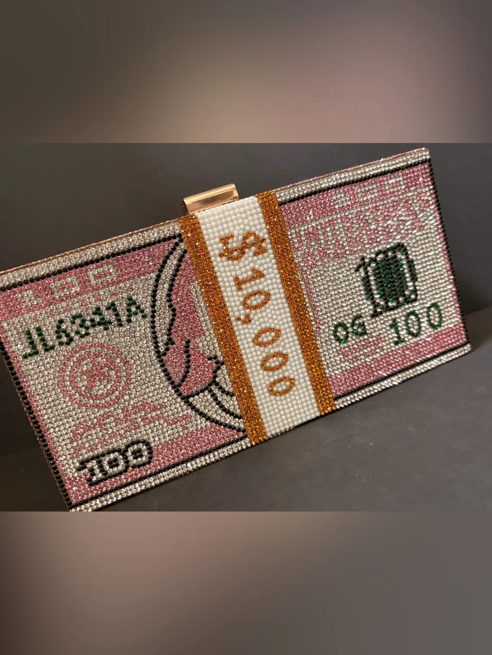 🎀💎Embellished Pink & Gold Crystal Money Motif Clutch